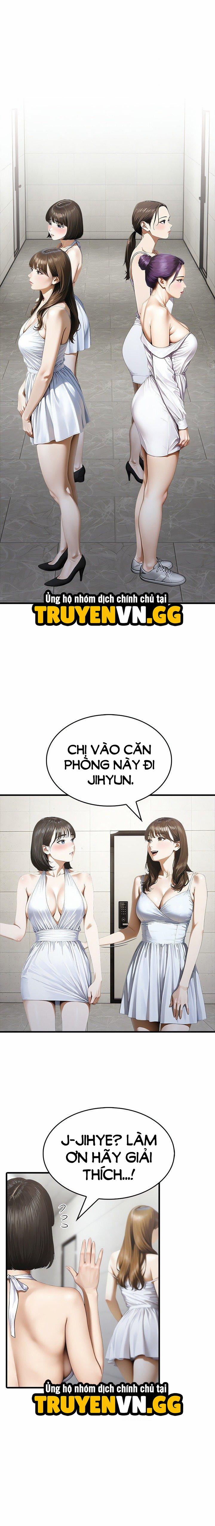 Clb Bí Mật Của Những Bà Vợ 2 trang 18