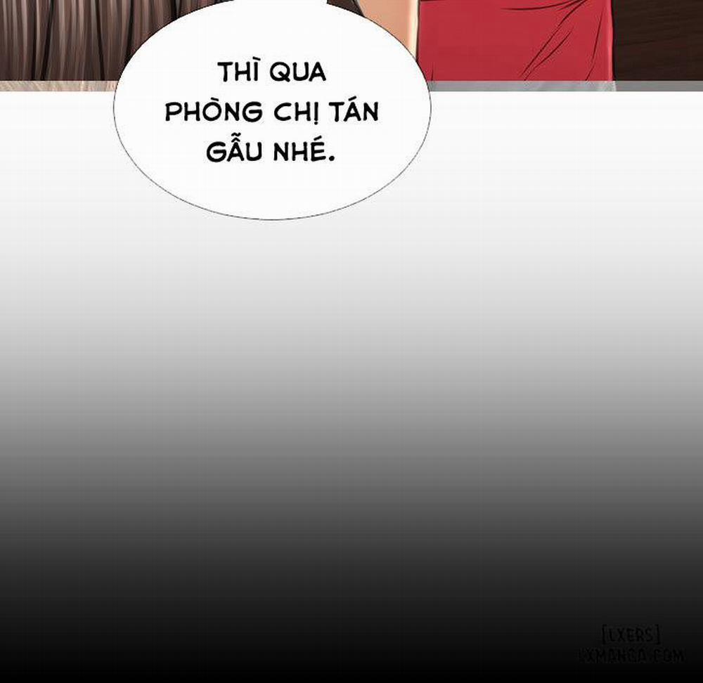 Cửa Hàng Đồ Chơi Người Lớn 37 trang 62