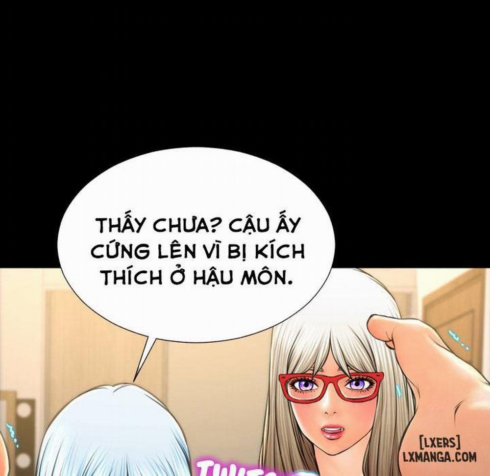 Cửa Hàng Đồ Chơi Người Lớn 49 trang 138