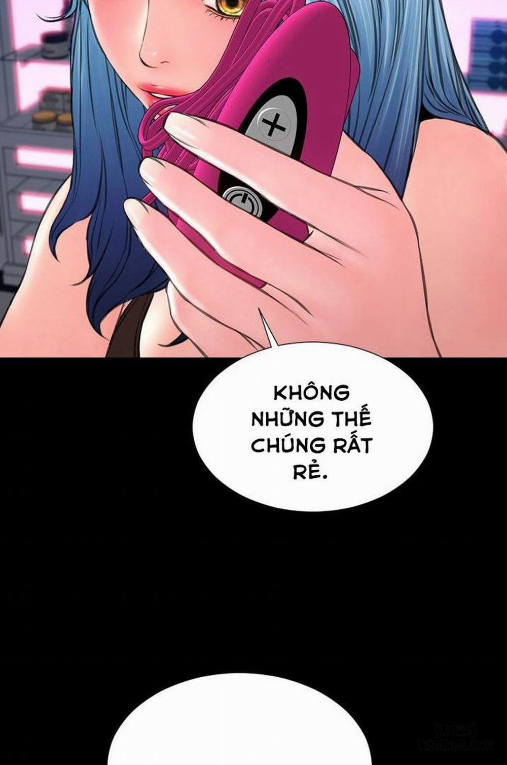 Cửa Hàng Đồ Chơi Người Lớn 60 trang 74