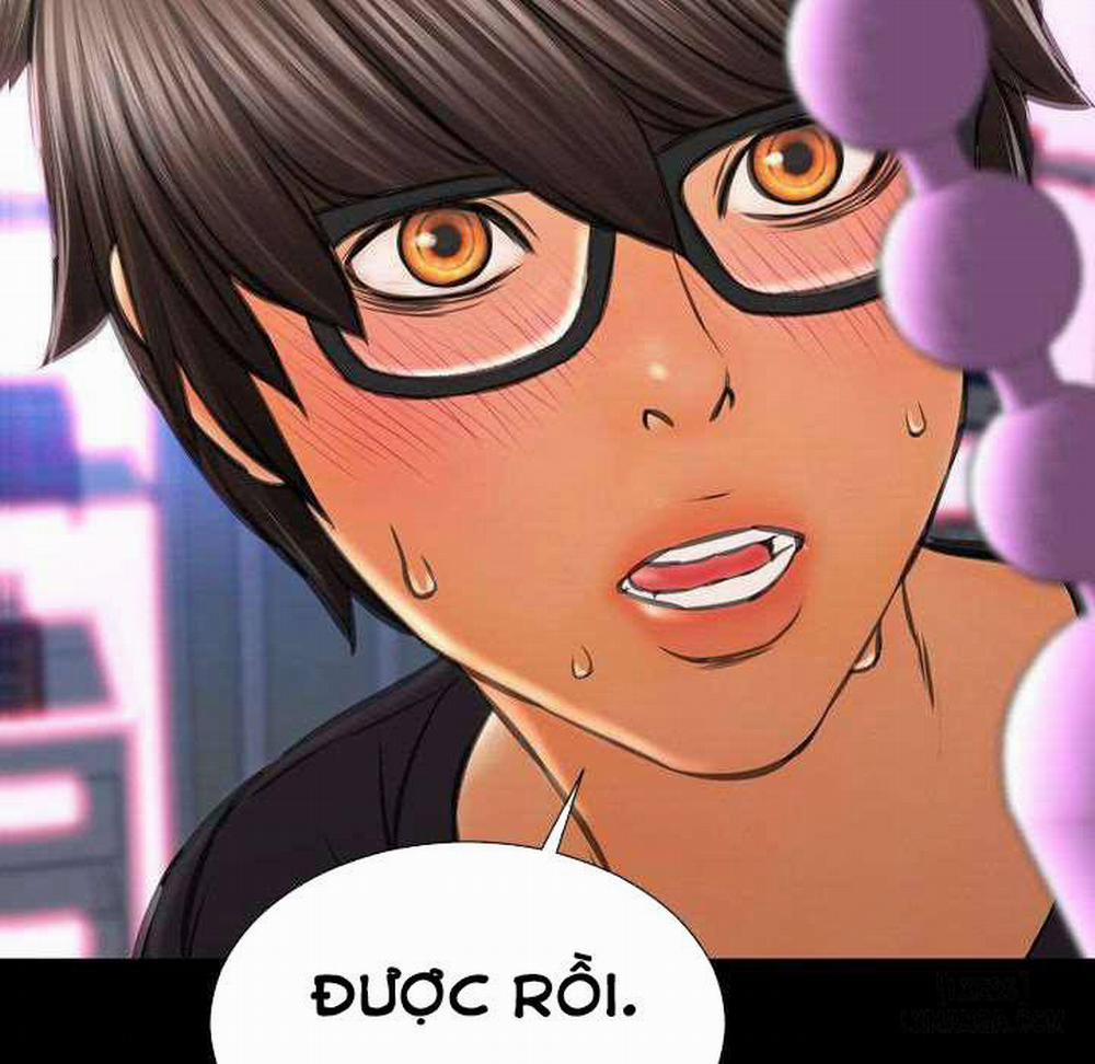 Cửa Hàng Đồ Chơi Người Lớn 64 trang 133