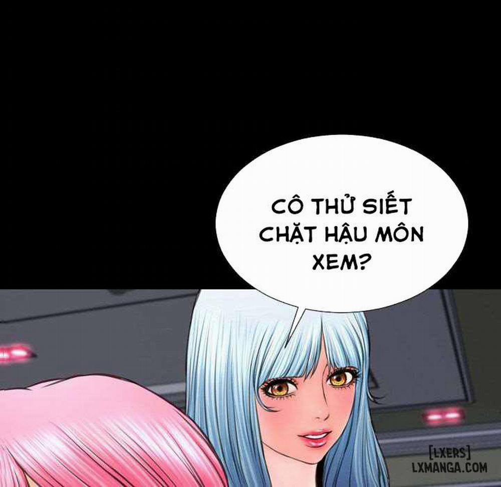 Cửa Hàng Đồ Chơi Người Lớn 64 trang 141