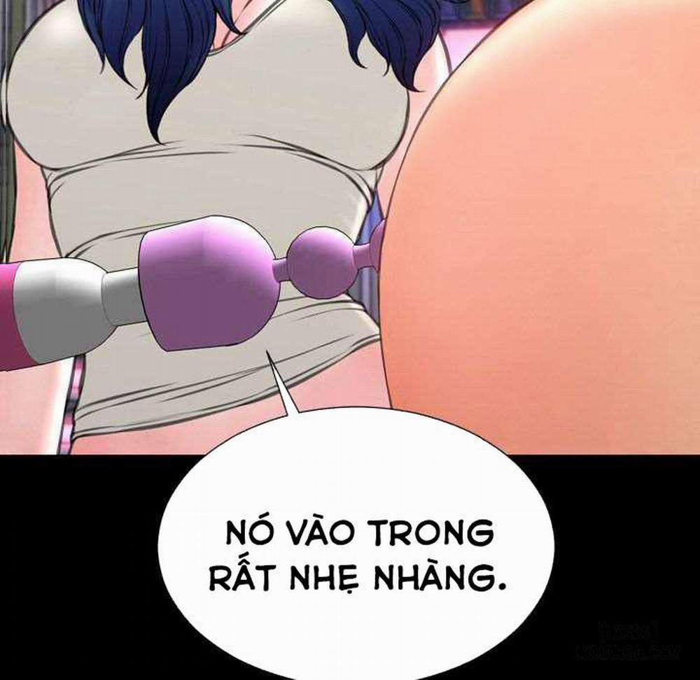 Cửa Hàng Đồ Chơi Người Lớn 64 trang 146