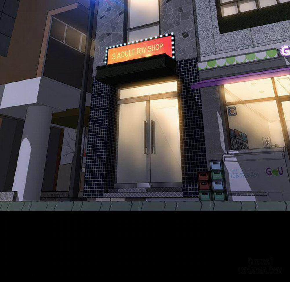 Cửa Hàng Đồ Chơi Người Lớn 65 trang 41