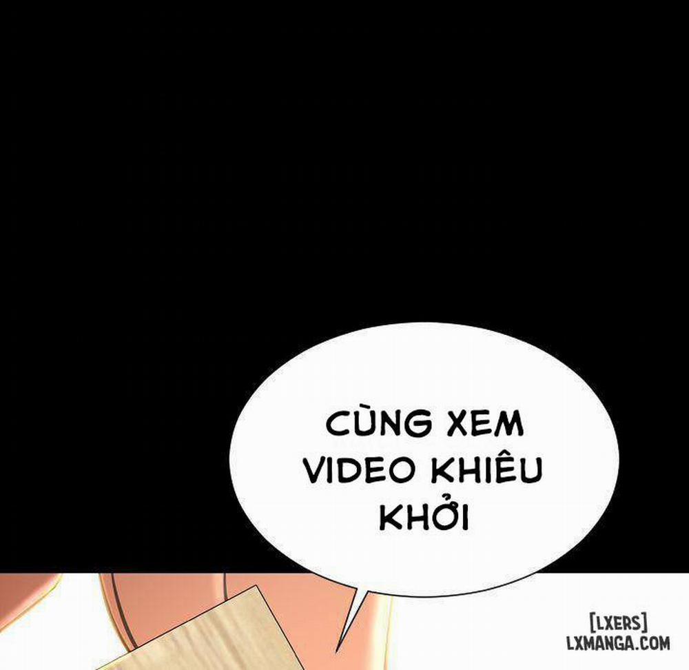 Cửa Hàng Đồ Chơi Người Lớn 68 trang 143