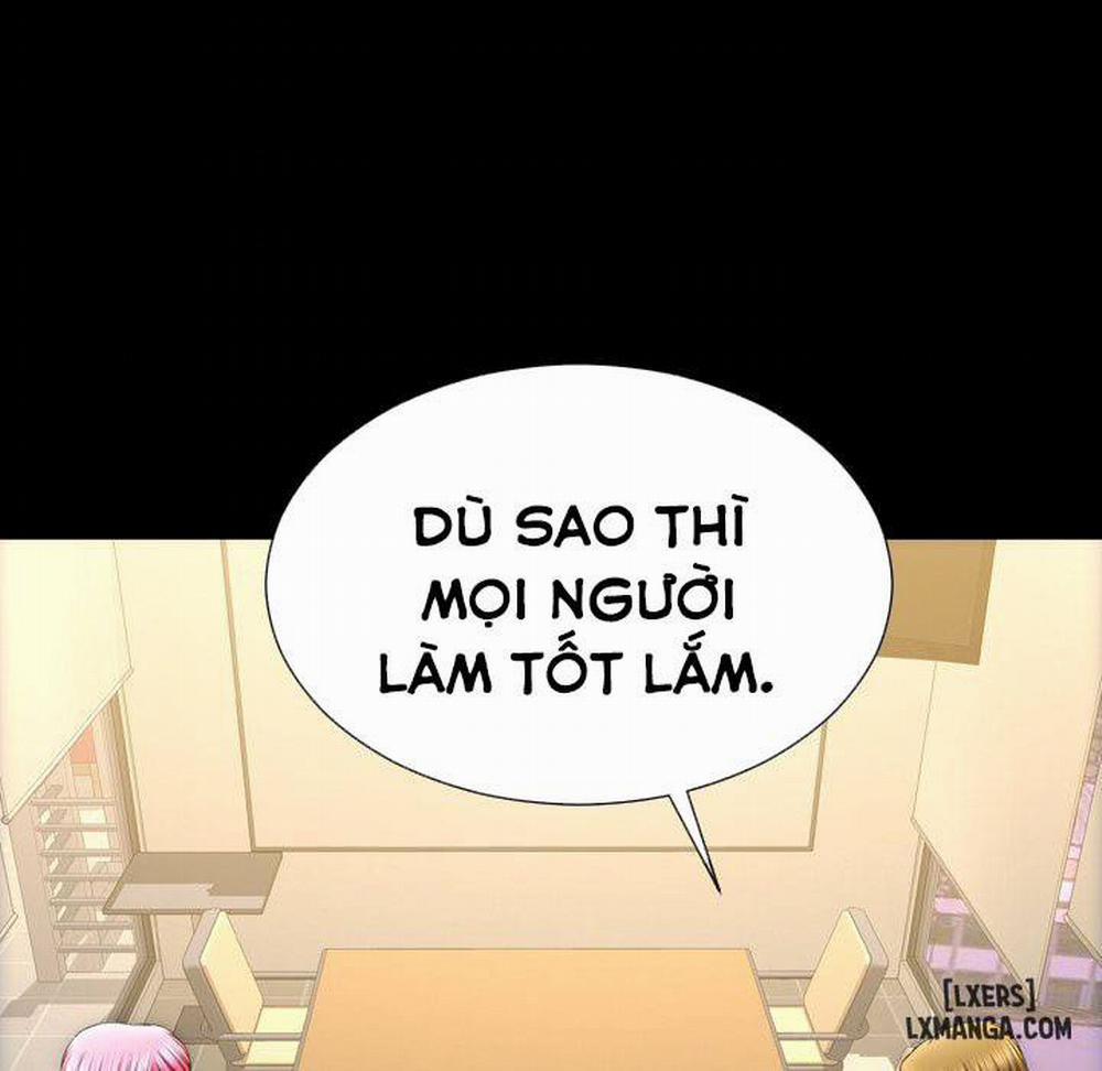 Cửa Hàng Đồ Chơi Người Lớn 74 trang 70