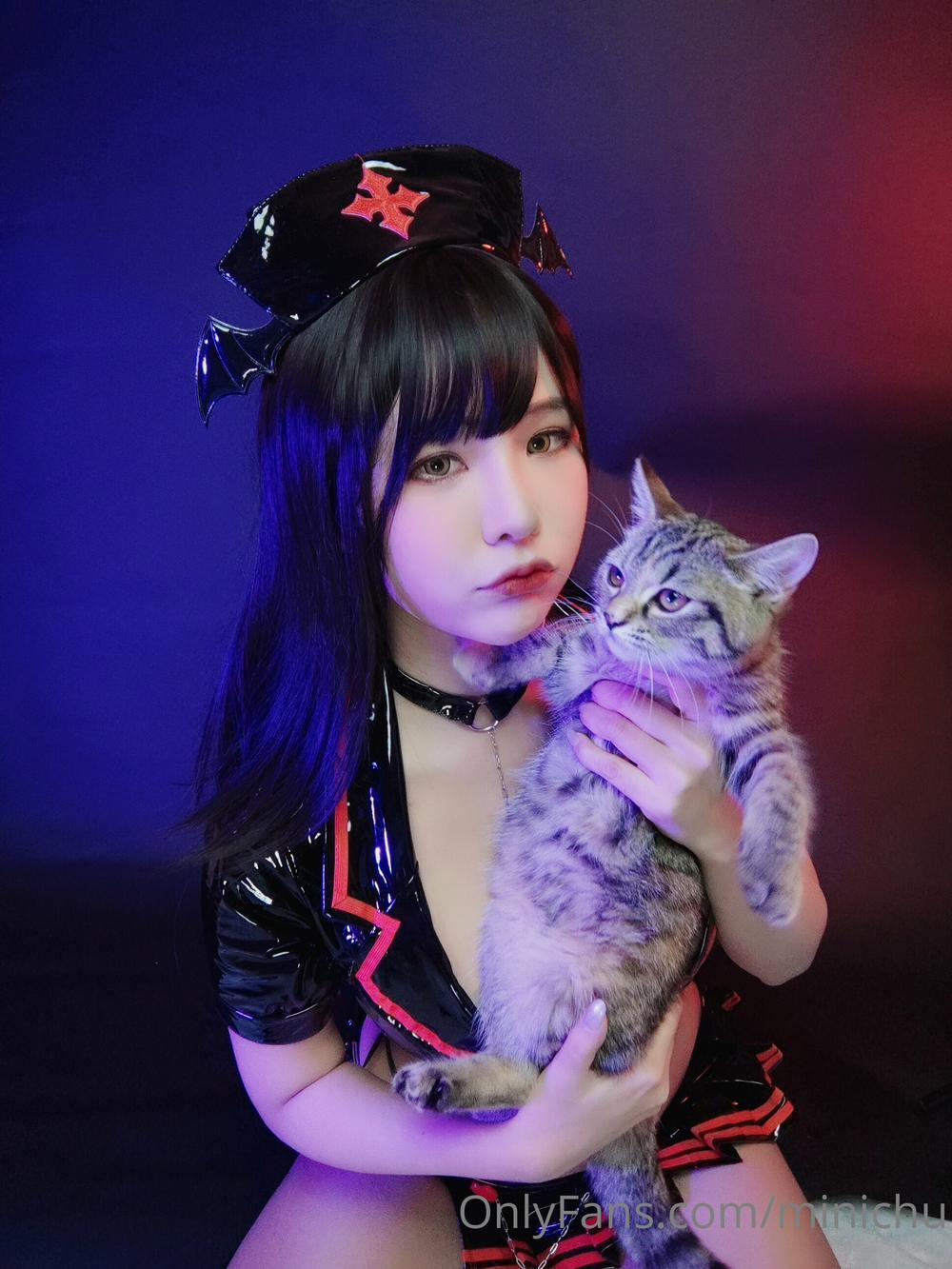 Hình Cosplay 122 0 Minichu trang 19