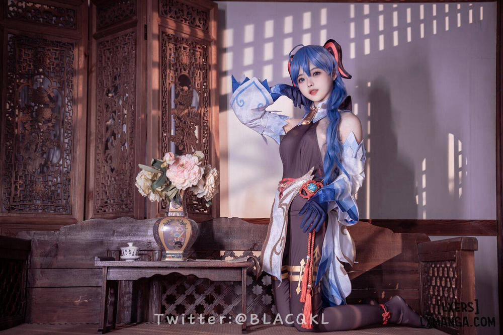 Hình Cosplay 175 0 白莉爱吃巧克力 trang 3