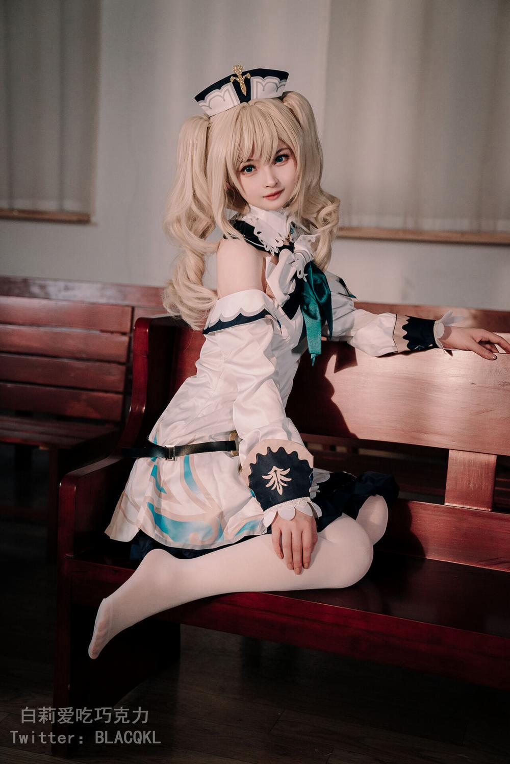 Hình Cosplay 176 0 白莉爱吃巧克力 trang 12