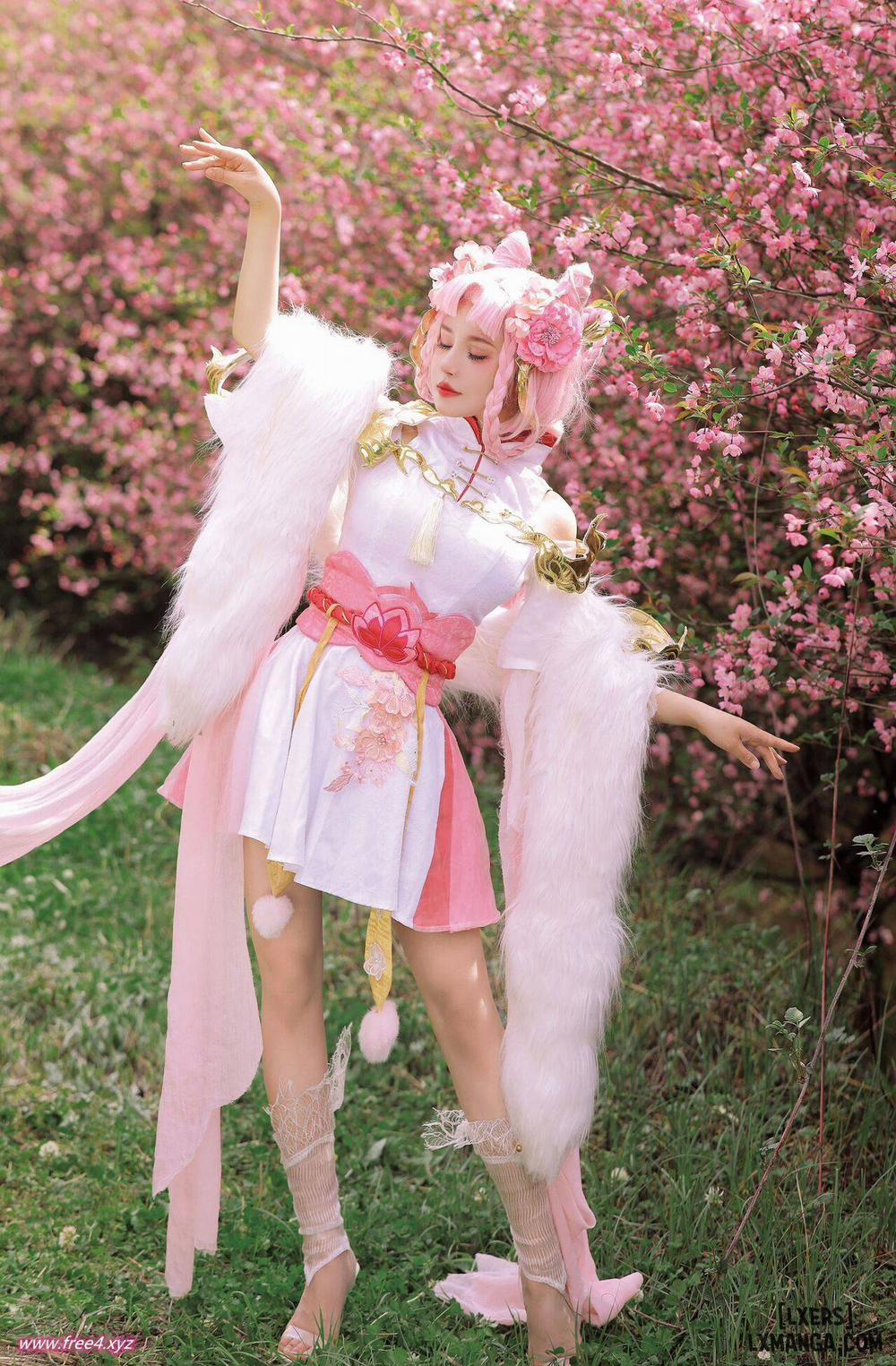 Hình Cosplay 535 - 桃暖酱 trang 3