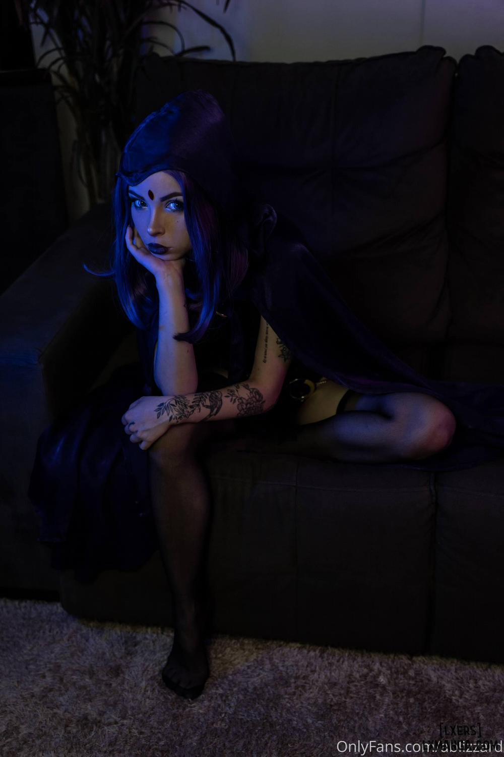 Hình Cosplay 734 0 Amanda Welp trang 1
