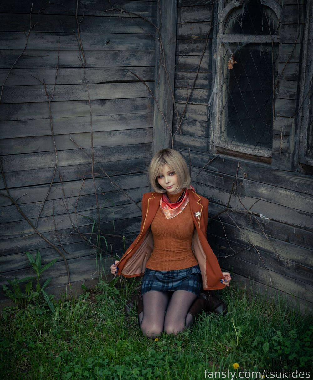 Hình Cosplay 792 - Tsuki Desu trang 3