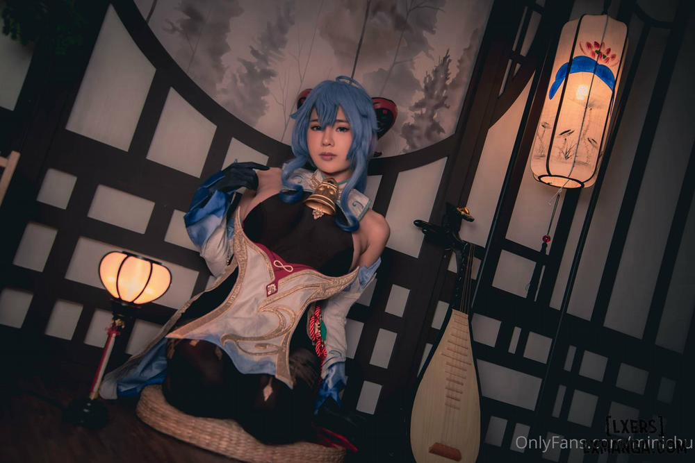 Hình Cosplay 9 0 Minichu trang 16