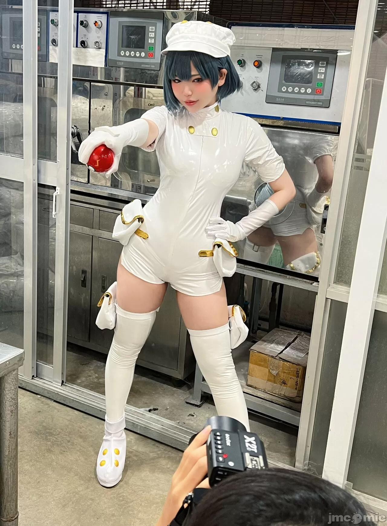 Tuyển Tập Cosplay 6 trang 13